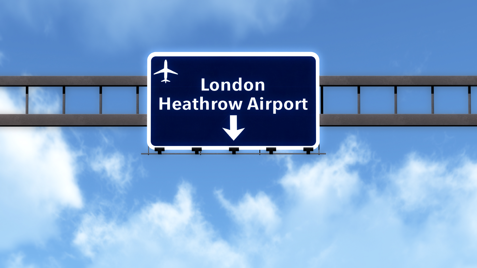 Airport Minicab service from Harwich Cruise Port to Heathrow 