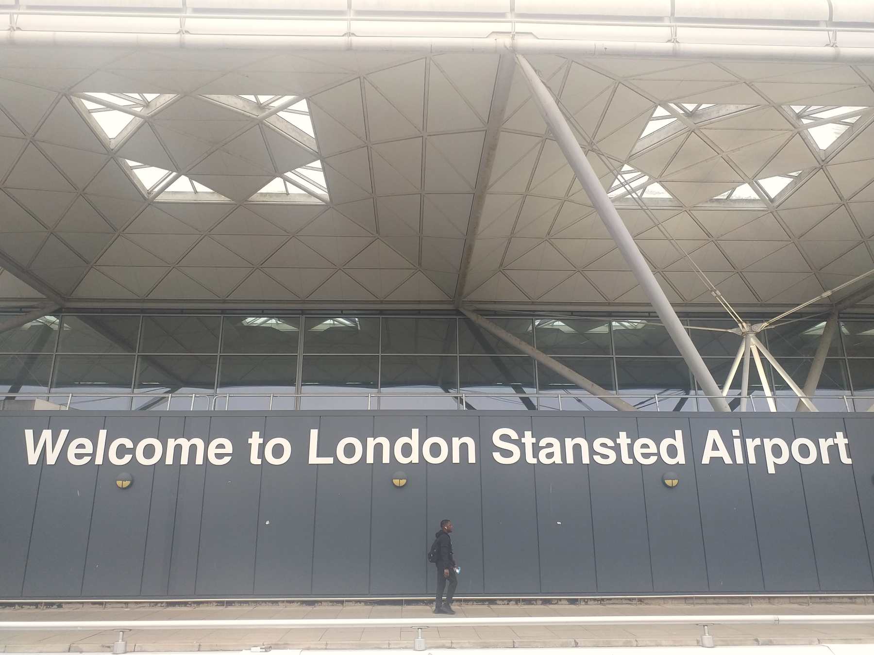 Harwich Cruise Port to Stansted Airport Minicab Service